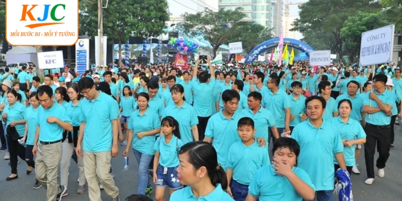 Giới thiệu sự kiện 1000 phần quà tặng tại phố đi bộ Bùi Viện, TP.HCM